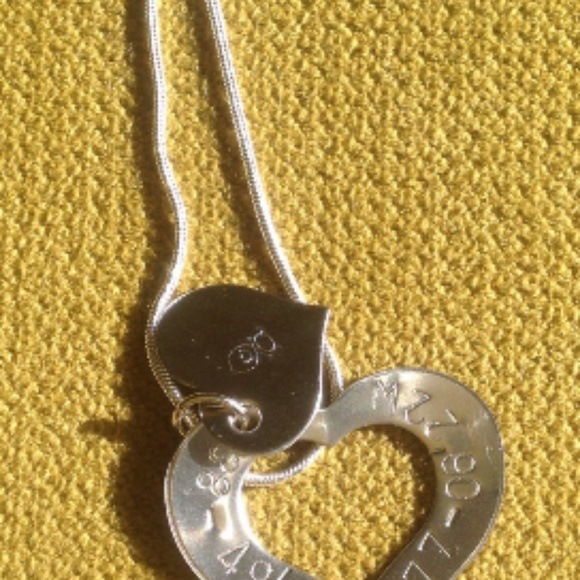 Handmade Personalized Mommy Necklace - Picture 3 of 3